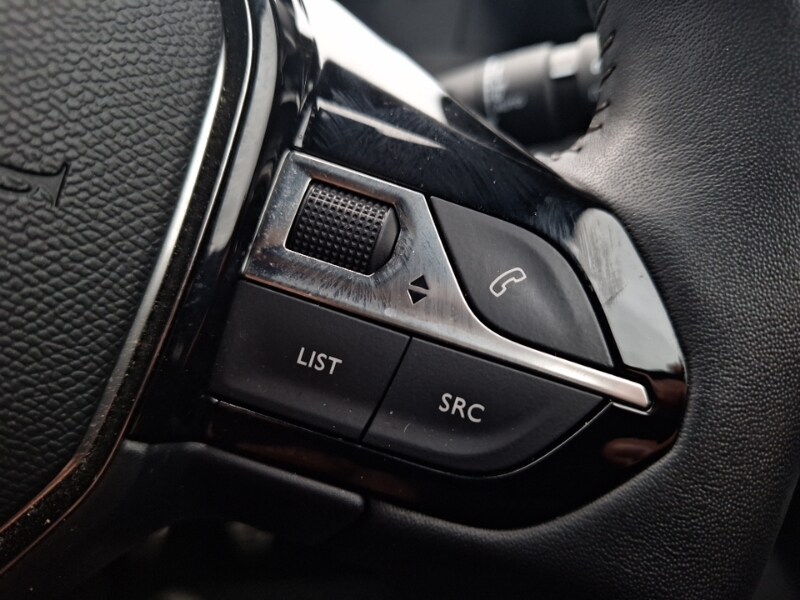 Used Peugeot 2008 2022 for sale - 76778500: Photo 12