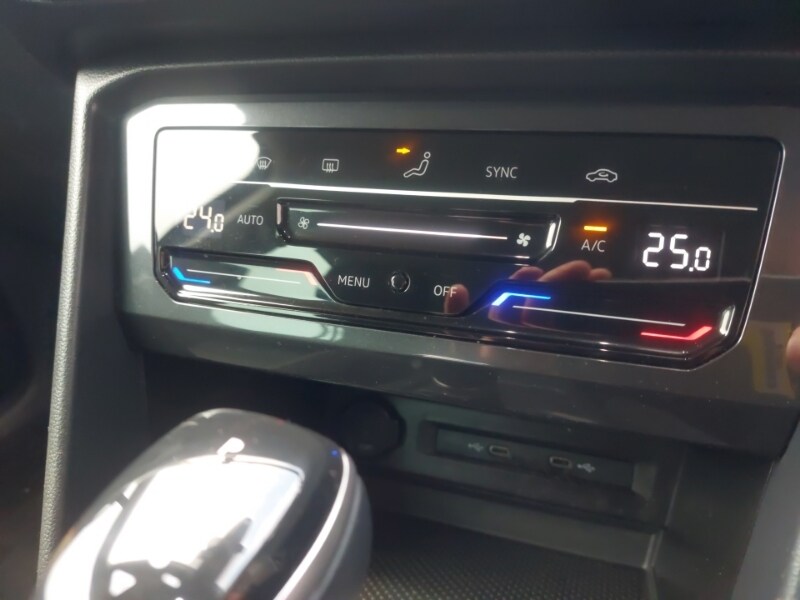 Used Volkswagen Tiguan 2021 for sale - 76492751: Photo 11