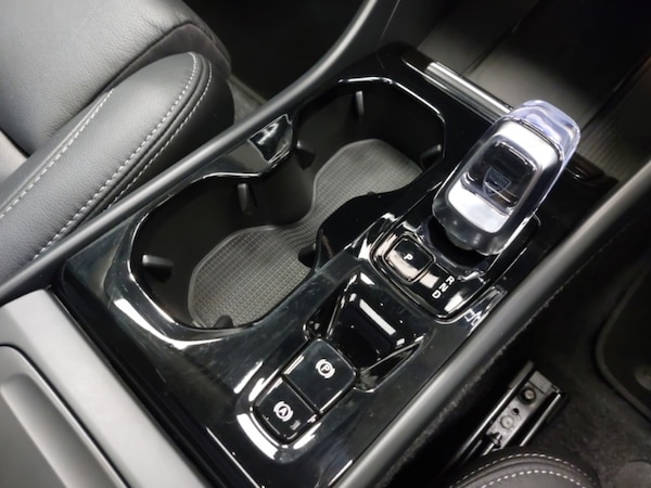 Used Volvo XC40 2024 for sale - 76213022: Photo 12