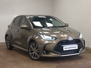 Used Toyota Yaris 2023 for sale - 77923365: Photo