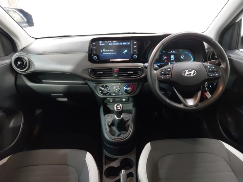 Used Hyundai i10 2023 for sale - 77580755: Photo 2