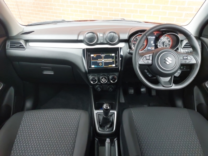 Used Suzuki Swift 2023 for sale - 77924105: Photo 2