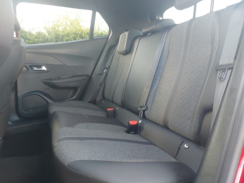 Used Peugeot 2008 2023 for sale - 76497822: Photo 6