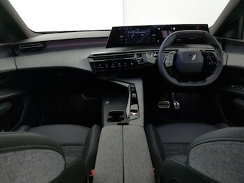 Used Peugeot 5008 2025 for sale - 79597408: Photo