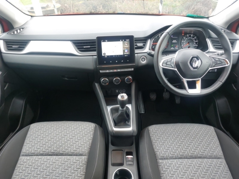 Used Renault Captur 2022 for sale - 77214517: Photo 2