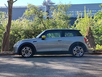 Used MINI Hatch 2023 for sale - 78439070: Photo