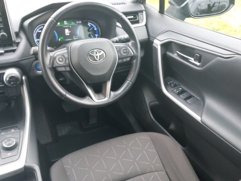 Used Toyota RAV4 2021 for sale - 77664743: Photo 10