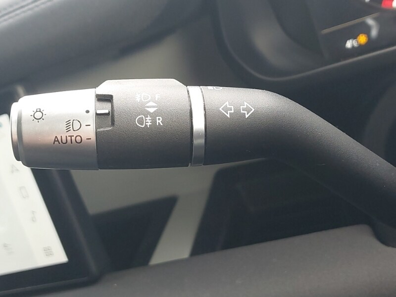 Used Land Rover Defender 2020 for sale - 77817076: Photo 12