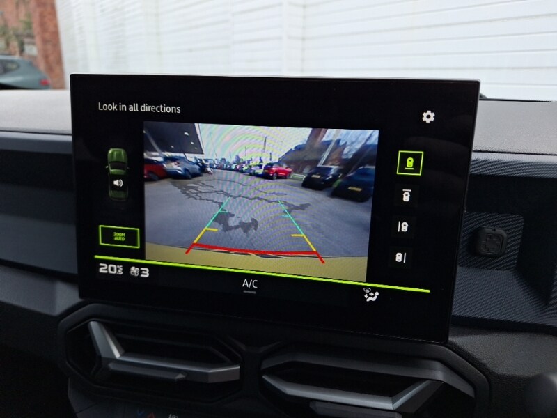 Used Dacia Duster 2025 for sale - 77762136: Photo 11