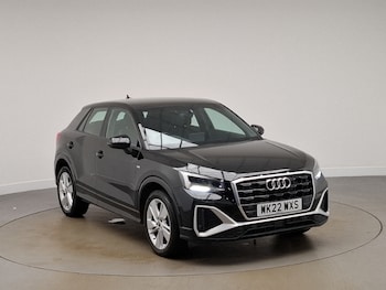 Audi - Q2