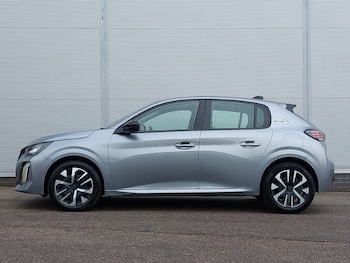 Used Peugeot 208 2025 for sale - 77881949: Photo