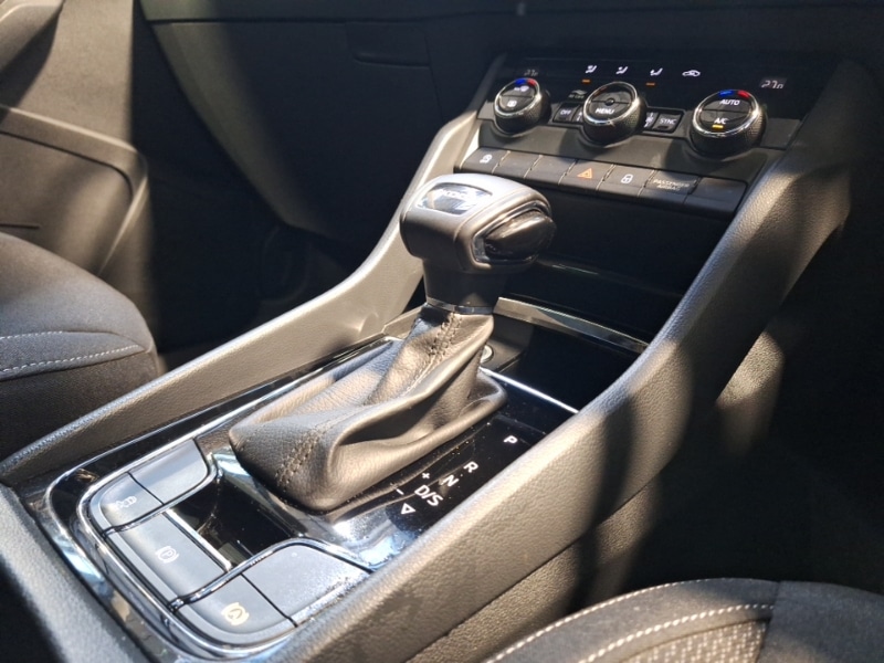 Used Skoda Karoq 2024 for sale - 76683198: Photo 11