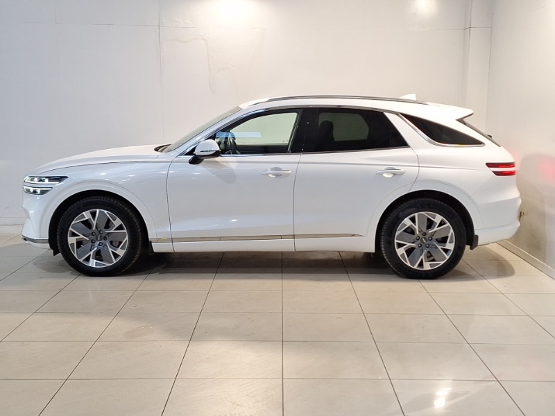 Used Genesis GV70 2023 for sale - 77330167: Photo 4