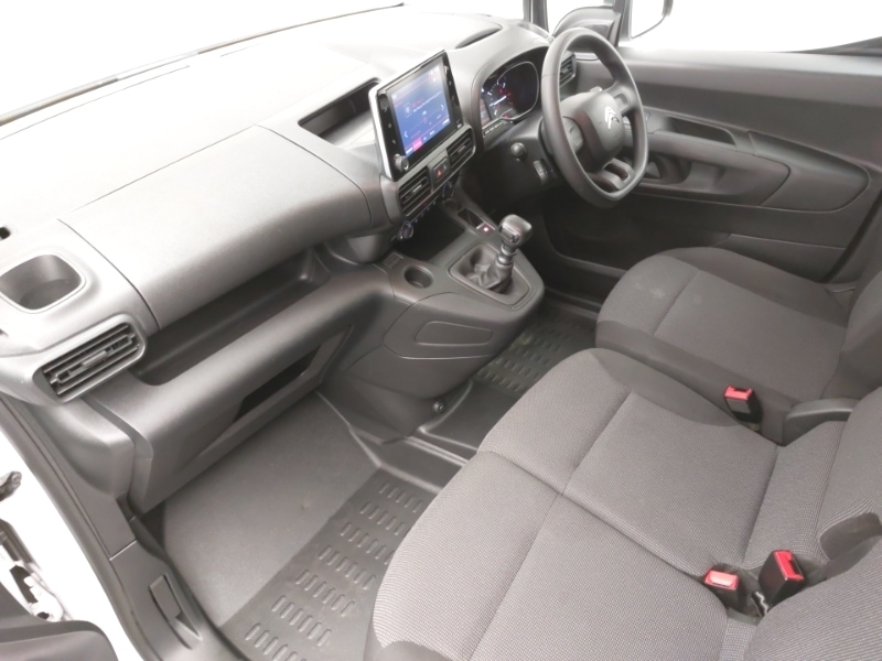 Used Citroen Berlingo 2024 for sale - 76907103: Photo 2