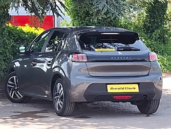 Used Peugeot 208 2023 for sale - 79007037: Photo