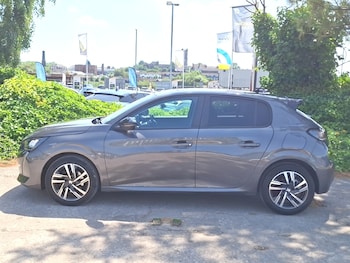Used Peugeot 208 2023 for sale - 79007037: Photo