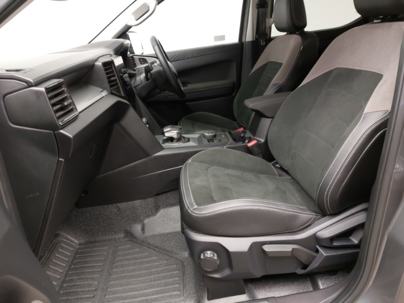 Used Volkswagen Amarok 2023 for sale - 77549232: Photo 5