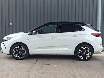 Used Vauxhall Grandland 2024 for sale - 79560912: Photo