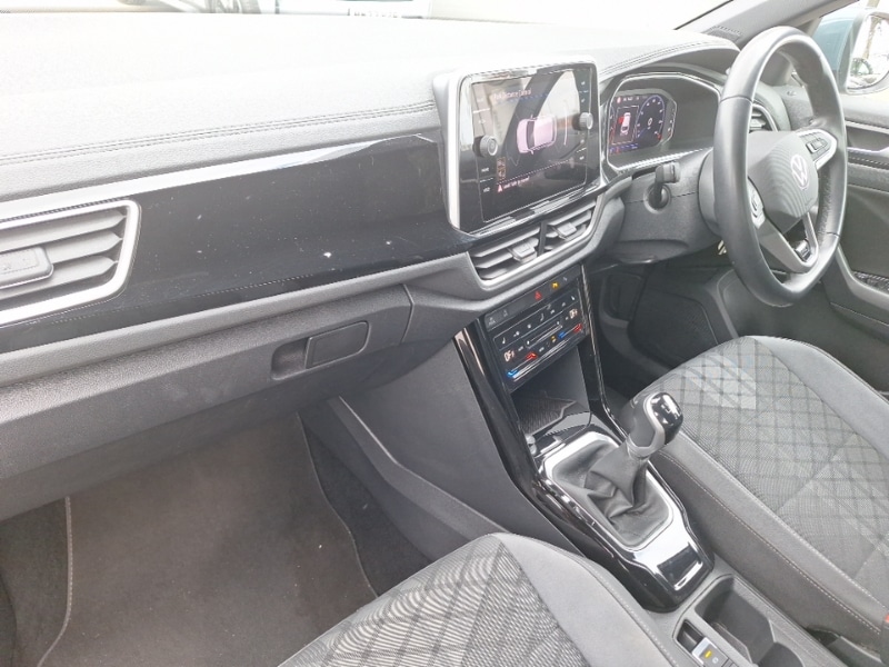 Used Volkswagen T-Roc 2023 for sale - 76630944: Photo 5