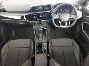 Used Audi Q3 2023 for sale - 78133350: Photo