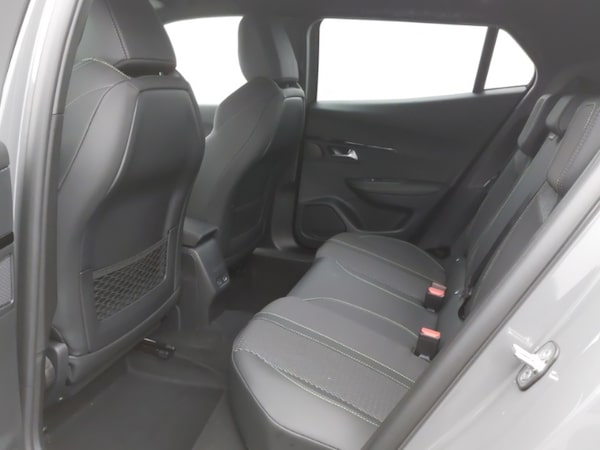 Used Peugeot 2008 2025 for sale - 76275449: Photo 6