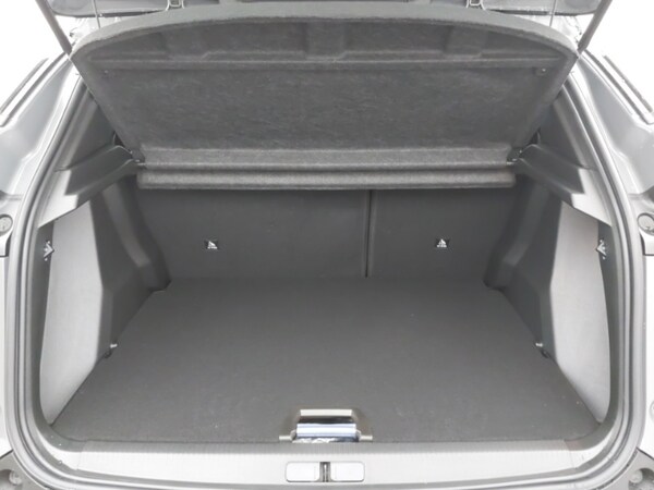 Used Peugeot 2008 2025 for sale - 76275449: Photo 8