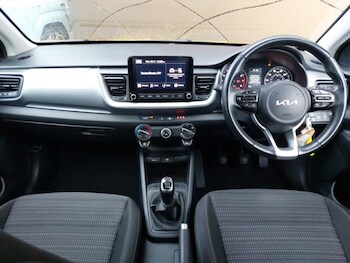 Used Kia Stonic 2022 for sale - 77270018: Photo