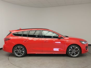 Used Ford Focus 2023 for sale - 78635501: Photo