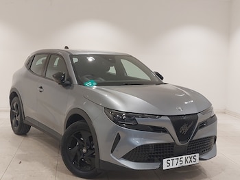 Used Alfa Romeo Junior 2025 for sale - 79126365: Photo