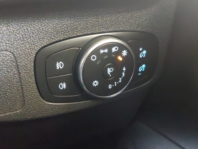 Used Ford Focus 2023 for sale - 78013966: Photo 12