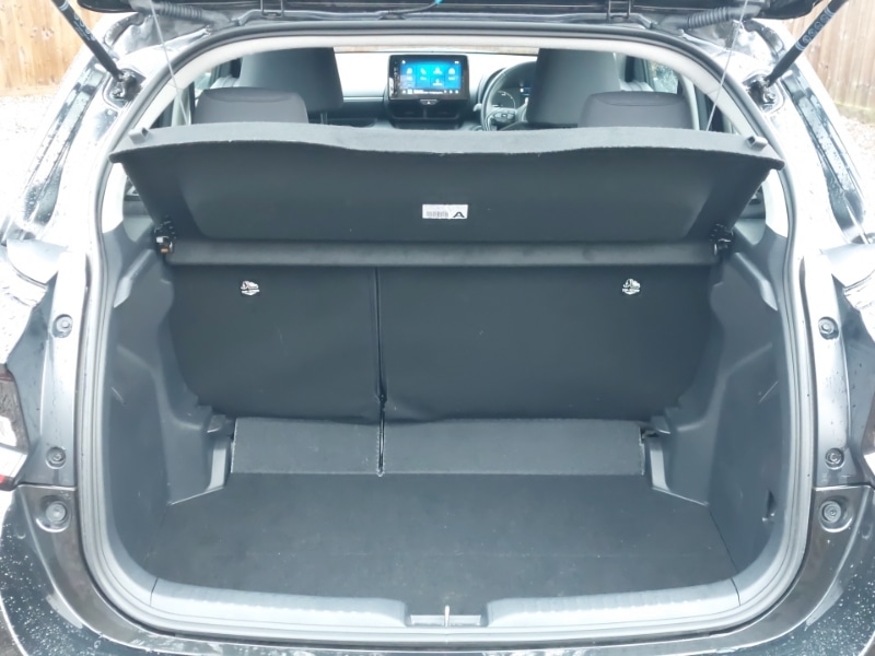 Used Mazda Mazda2 HYBRID 2024 for sale - 77380316: Photo 8