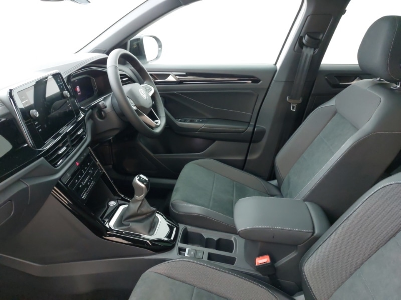 Used Volkswagen T-Roc 2025 for sale - 77986533: Photo 5