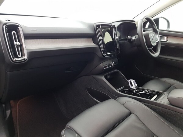 Used Volvo XC40 2024 for sale - 76347566: Photo 5