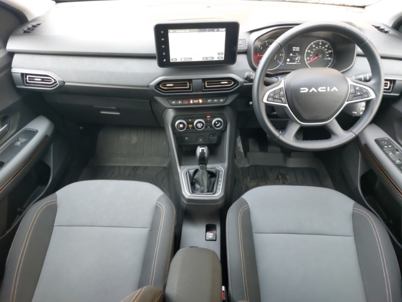 Used Dacia Sandero Stepway 2025 for sale - 77544634: Photo 2