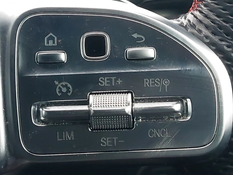 Used Mercedes-Benz GLB 2023 for sale - 76770588: Photo 12