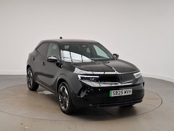 2025 - 115kW Ultimate 54kWh 5dr Auto