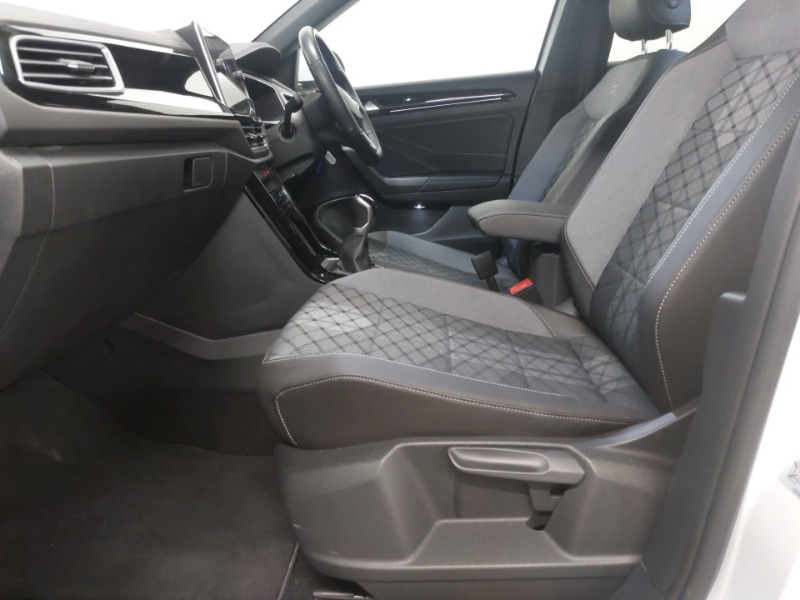 Used Volkswagen T-Roc 2023 for sale - 76628892: Photo 5