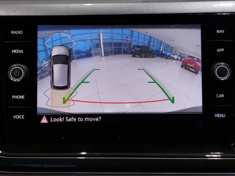 Used Volkswagen Polo 2024 for sale - 77948755: Photo 10