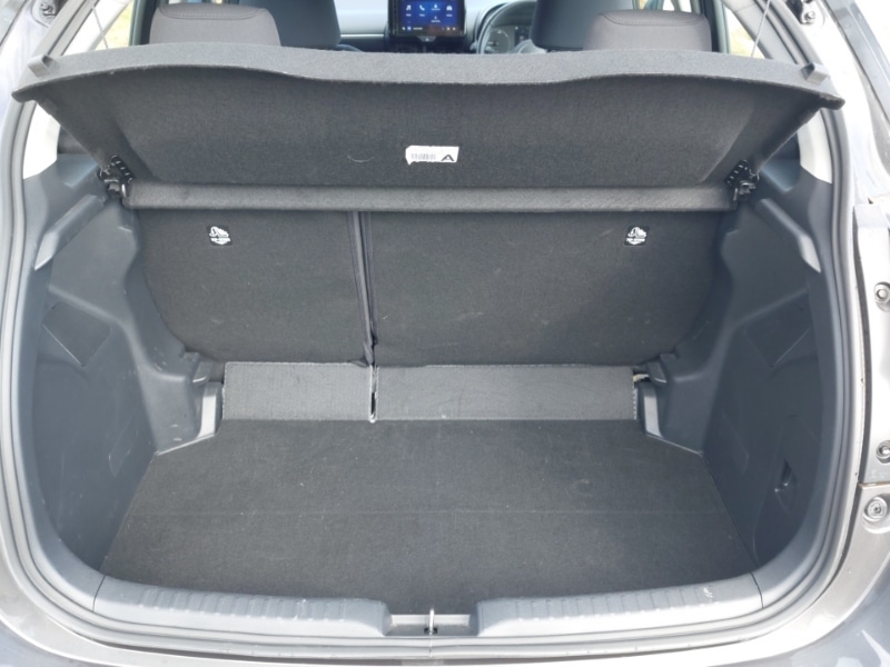 Used Mazda Mazda2 HYBRID 2024 for sale - 76720945: Photo 8