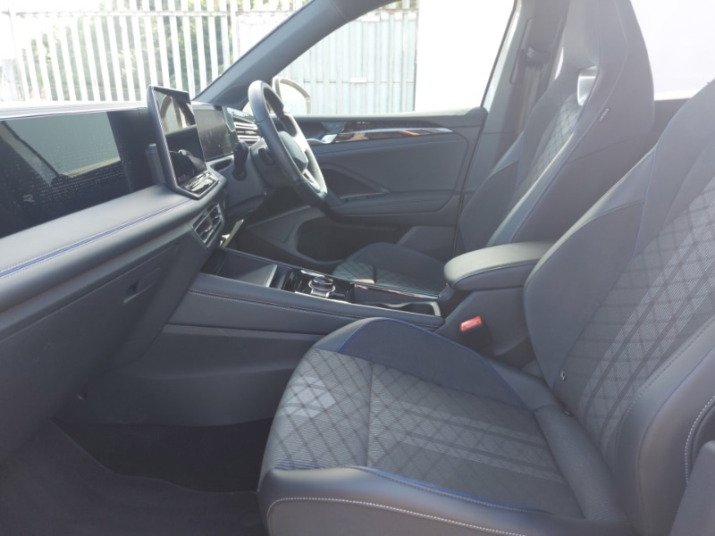 Used Volkswagen Tiguan 2024 for sale - 76727038: Photo 5