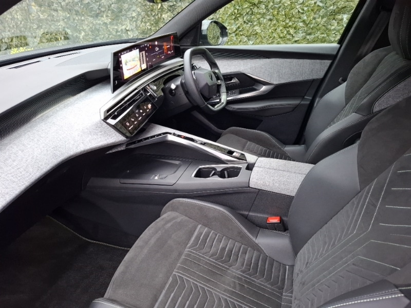 Used Peugeot 5008 2024 for sale - 76959405: Photo 5