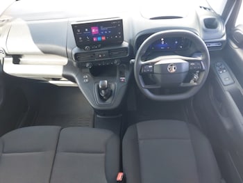 Used Vauxhall Combo 2024 for sale - 79543242: Photo