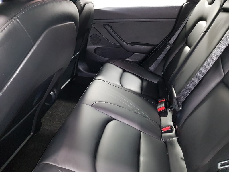 Used Tesla Model 3 2021 for sale - 77232844: Photo 6