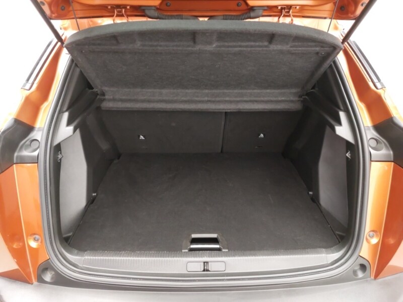 Used Peugeot 2008 2023 for sale - 77338789: Photo 8