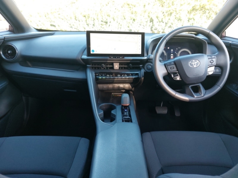 Used Toyota C-HR 2023 for sale - 76440213: Photo 2