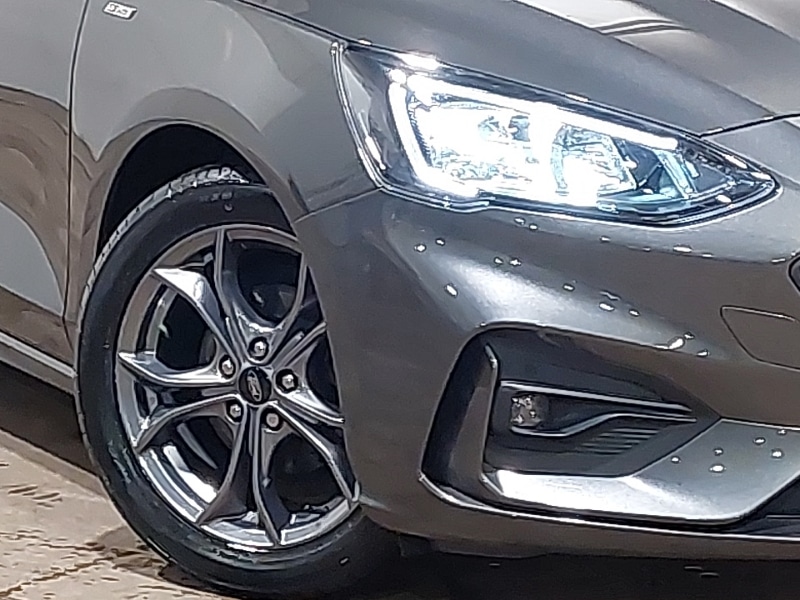 Used Ford Focus 2021 for sale - 77476334: Photo 9