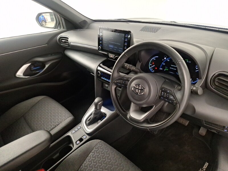 Used Toyota Yaris Cross 2023 for sale - 77652680: Photo 11