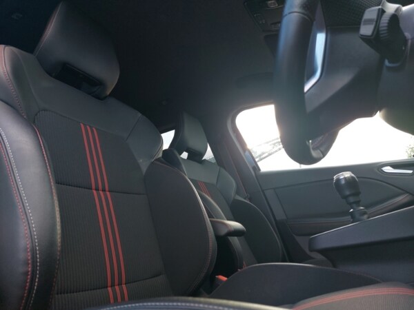 Used Renault Clio 2023 for sale - 76301323: Photo 12