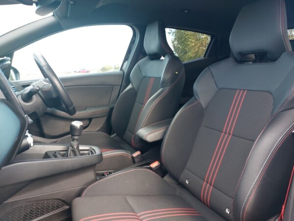 Used Renault Clio 2023 for sale - 76301323: Photo 5
