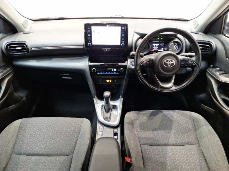 Used Toyota Yaris Cross 2022 for sale - 76838131: Photo 2